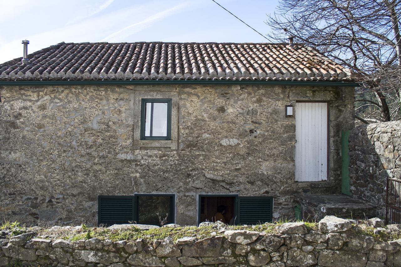 Casa Do Coentral A Sua Casa Rustica Villa Lousa  Exterior photo