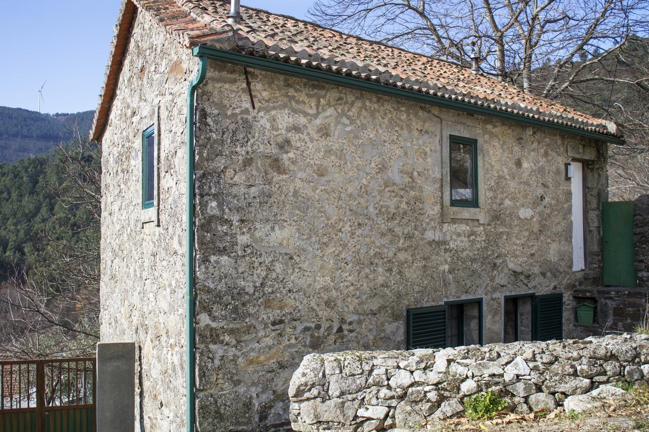 Casa Do Coentral A Sua Casa Rustica Villa Lousa  Exterior photo